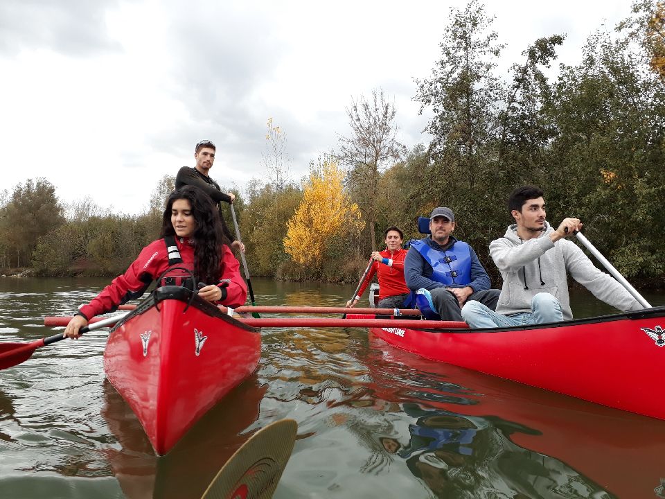 Handi canoë avec l'école de Canoë kayak à Nègrepelisse