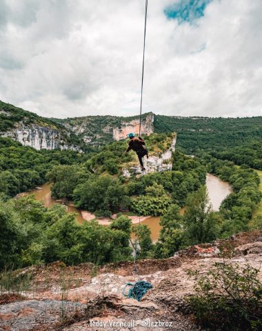 escalade dans les gorges de l'Aveyron